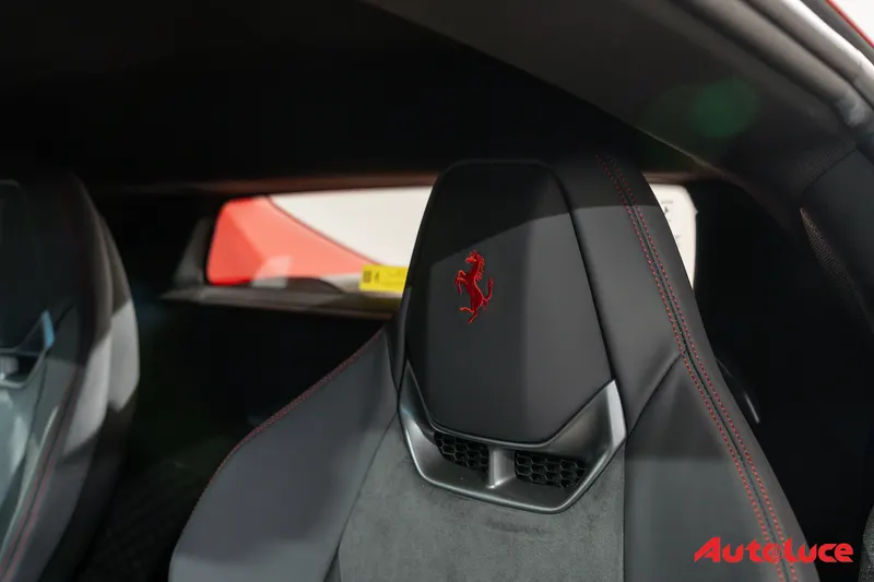 Ferrari 296 GTB 18