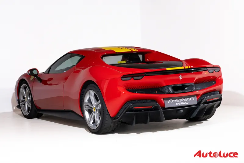 Ferrari 296 GTB 6