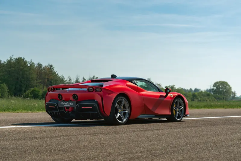 Ferrari SF90 STRADALE 42