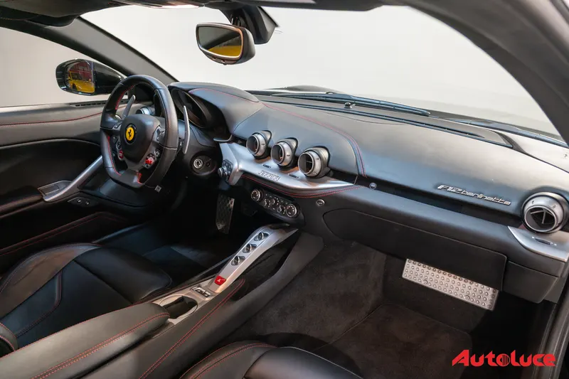 Ferrari F12 BERLINETTA 15
