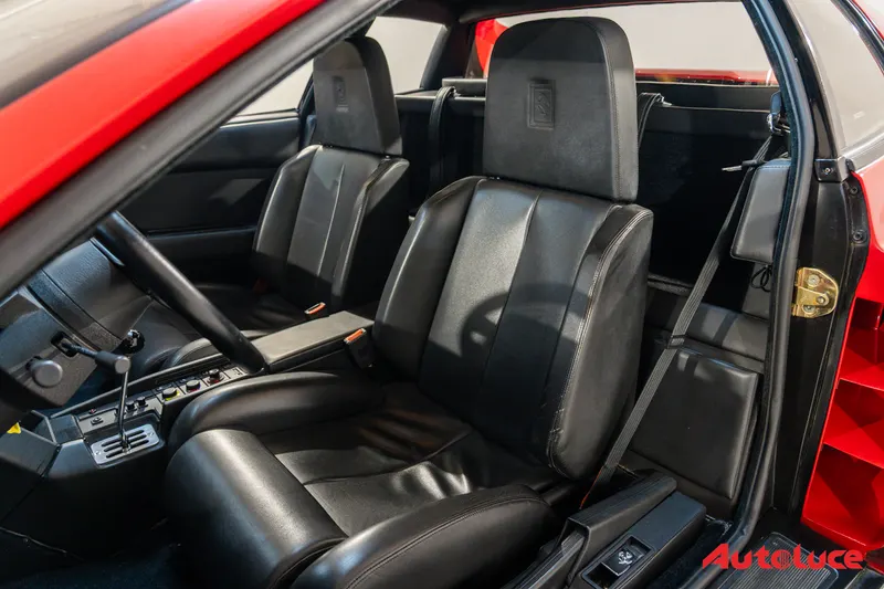 Ferrari TESTAROSSA 16