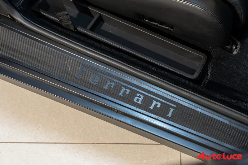Ferrari TESTAROSSA 29