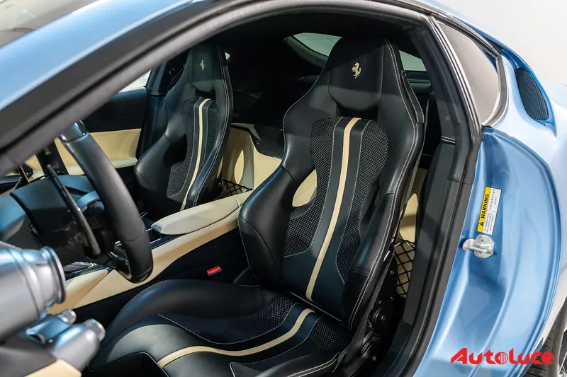 Ferrari 812 SUPERFAST 16