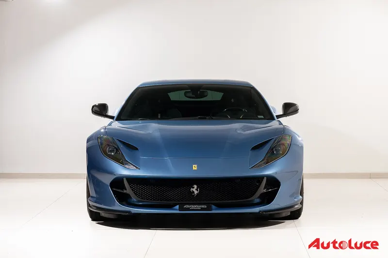 Ferrari 812 SUPERFAST 2