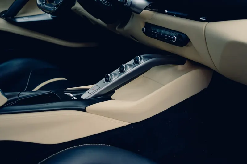 Ferrari 812 SUPERFAST 74