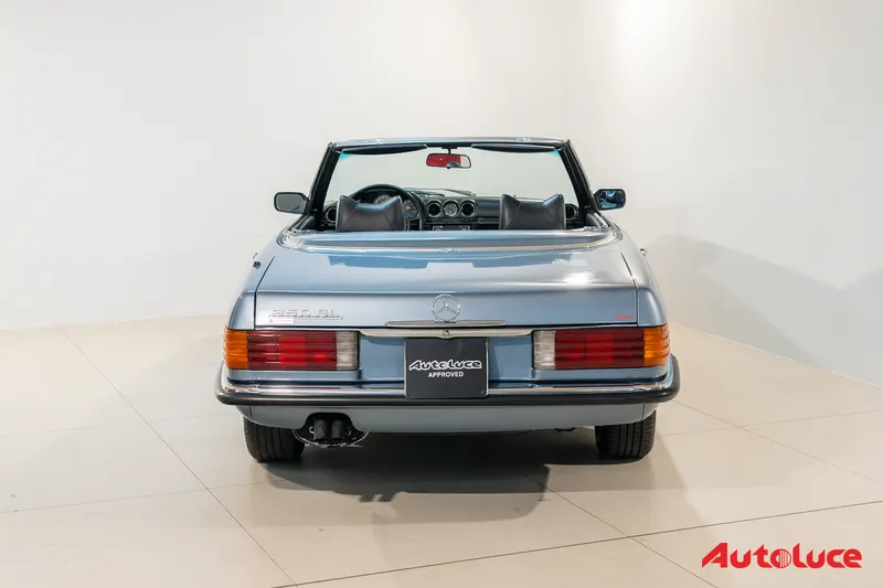 Mercedes-Benz SL 350 (R107) 44