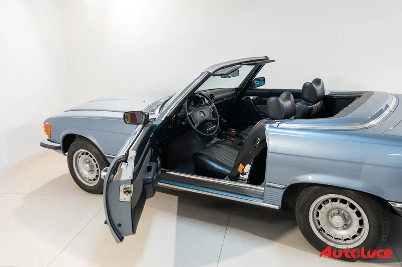 Mercedes-Benz SL 350 (R107) 16