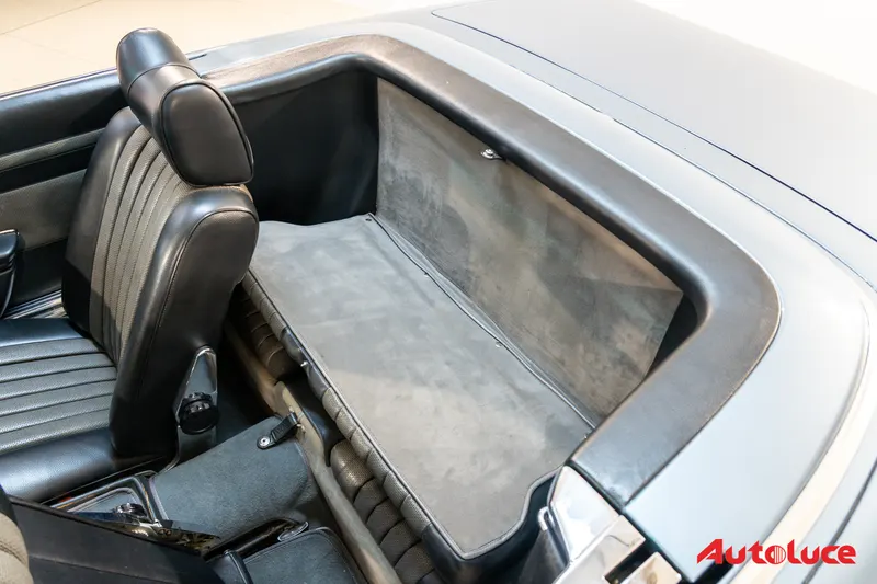 Mercedes-Benz SL 350 (R107) 30