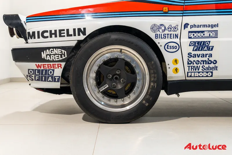 Lancia DELTA HF INTEGRALE 8V UFFICIALE MARTINI 'MICHELIN' 29