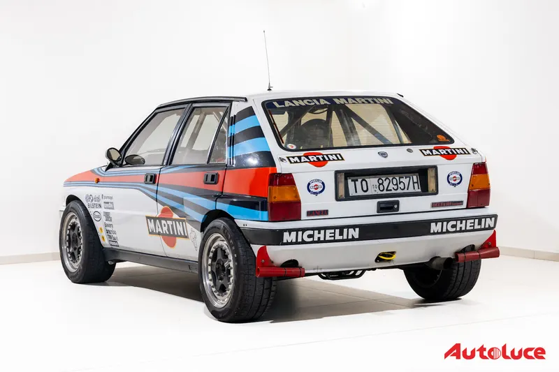 Lancia DELTA HF INTEGRALE 8V UFFICIALE MARTINI 'MICHELIN' 15