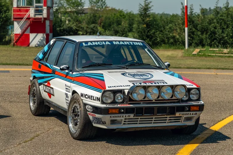 Lancia DELTA HF INTEGRALE 8V UFFICIALE MARTINI 'MICHELIN' 39
