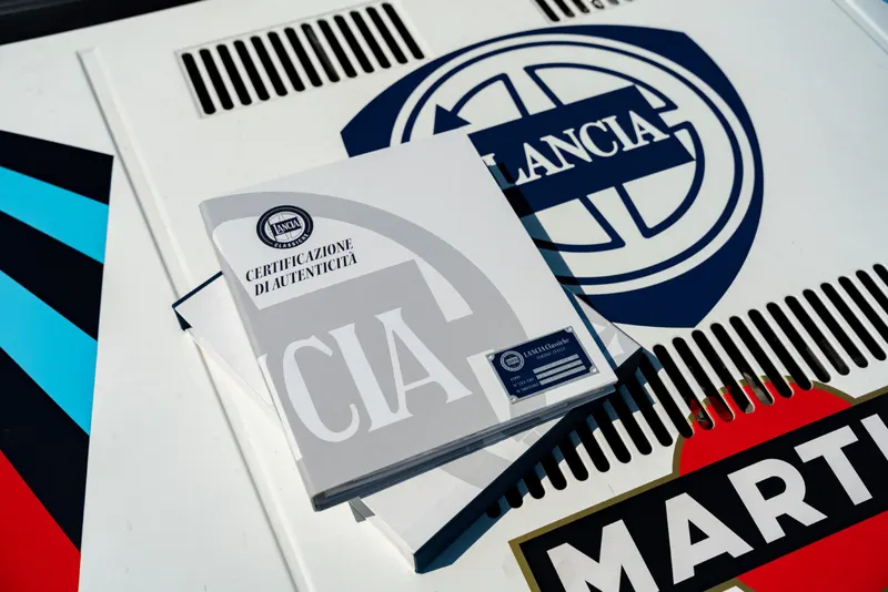 Lancia DELTA HF INTEGRALE 8V UFFICIALE MARTINI 'MICHELIN' 3