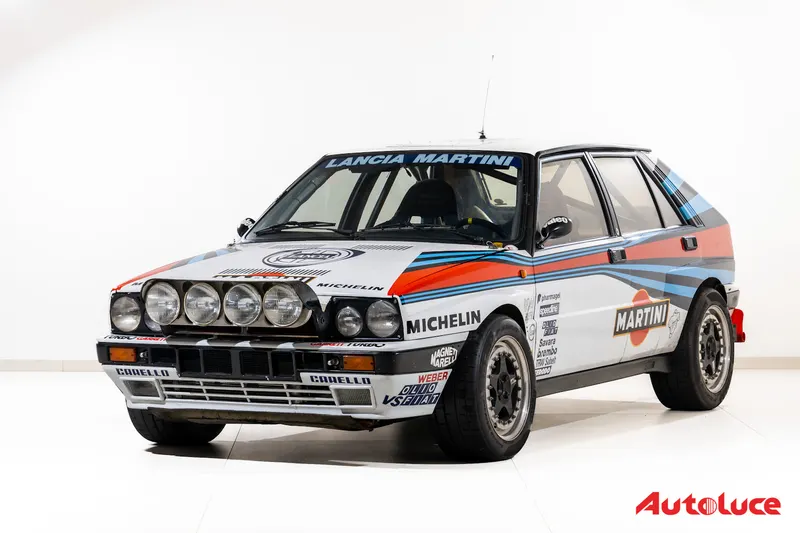 Lancia DELTA HF INTEGRALE 8V UFFICIALE MARTINI 'MICHELIN' 10