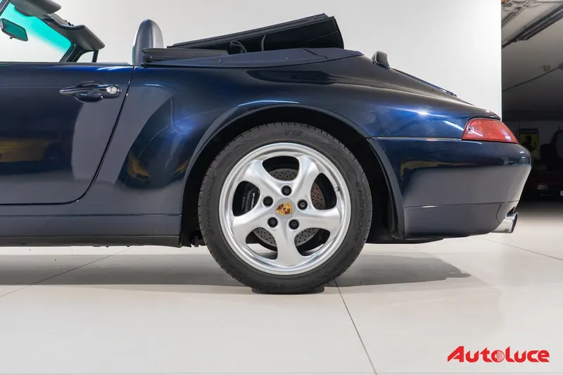 Porsche 993 CARRERA CABRIOLET 12