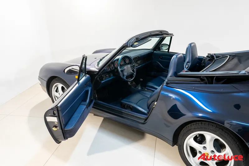 Porsche 993 CARRERA CABRIOLET 13