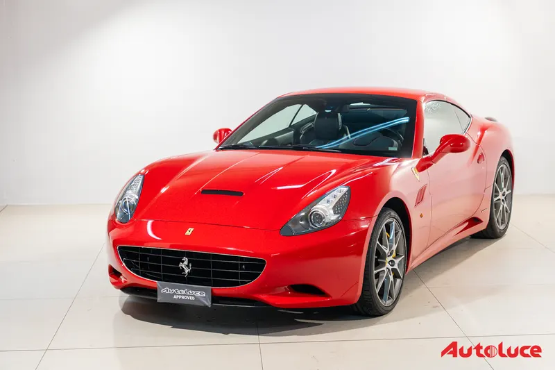 Ferrari CALIFORNIA 43