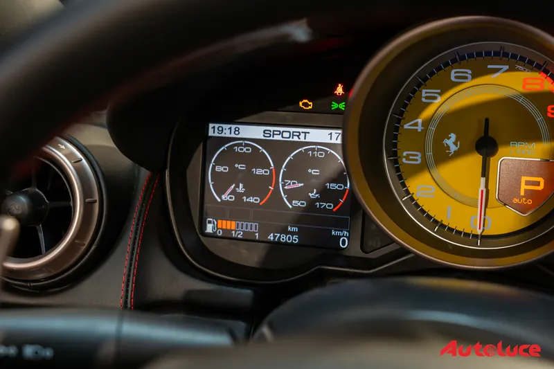 Ferrari CALIFORNIA 26