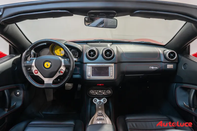Ferrari CALIFORNIA 23