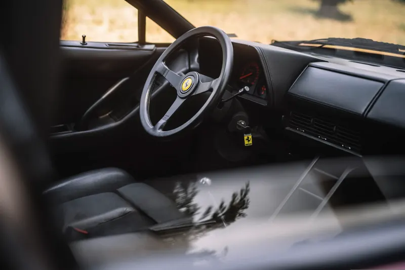 Ferrari TESTAROSSA MONOSPECCHIO 9