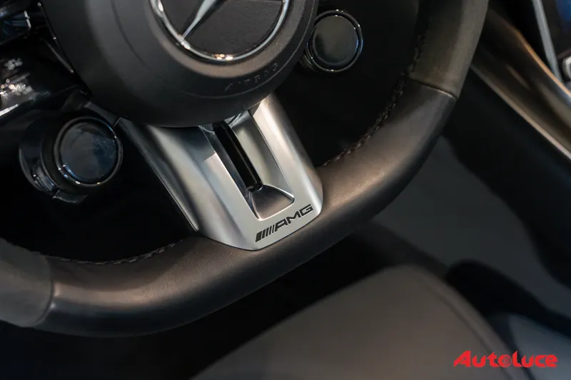 Mercedes-Benz SL 63 AMG 24