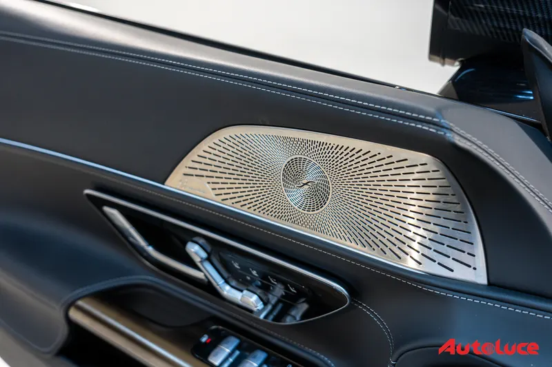 Mercedes-Benz SL 63 AMG 33