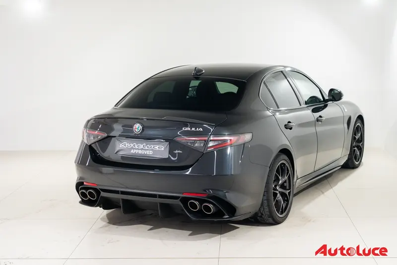 Alfa Romeo GIULIA QUADRIFOGLIO MY23 40