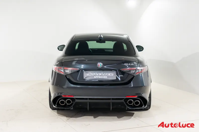 Alfa Romeo GIULIA QUADRIFOGLIO MY23 41