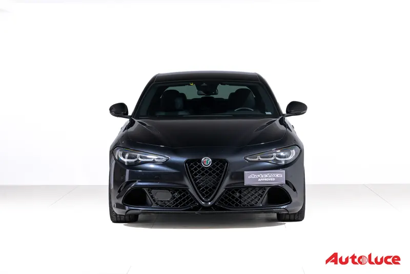 Alfa Romeo GIULIA QUADRIFOGLIO MY23 2