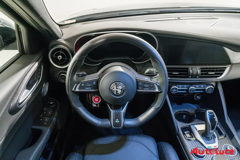Alfa Romeo GIULIA QUADRIFOGLIO MY23 20