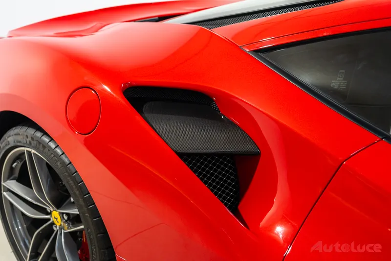 Ferrari 488 GTB 8