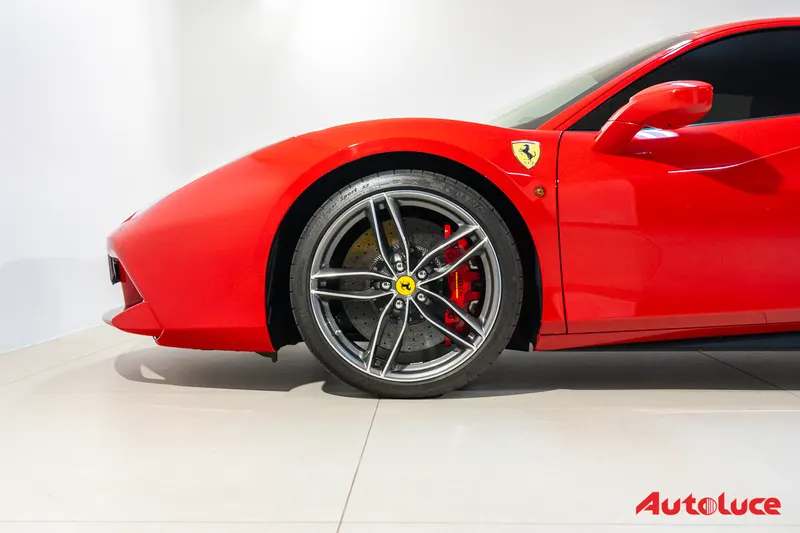 Ferrari 488 GTB 10