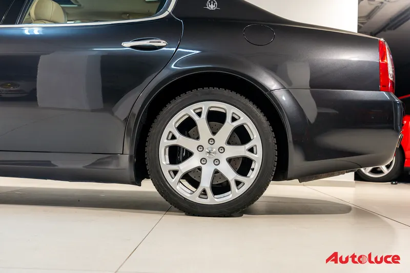 Maserati QUATTROPORTE V SERIE 9