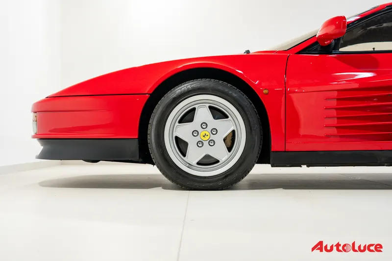 Ferrari TESTAROSSA 8
