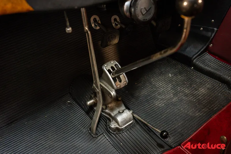 Alfa Romeo 6C 2300 PESCARA TOURING 21