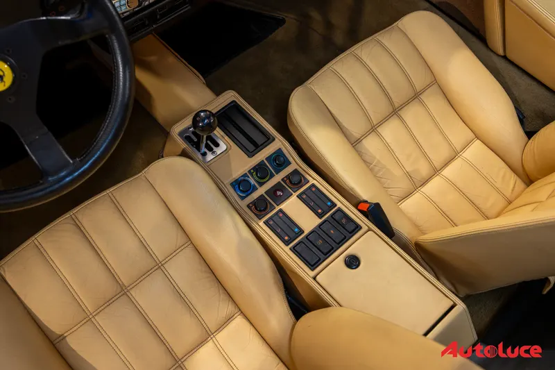 Ferrari 328 GTS 27