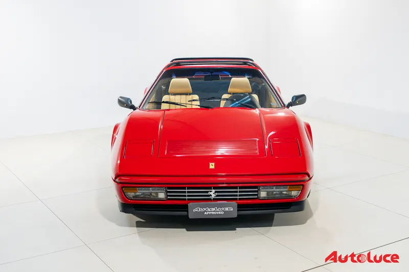 Ferrari 328 GTS 44