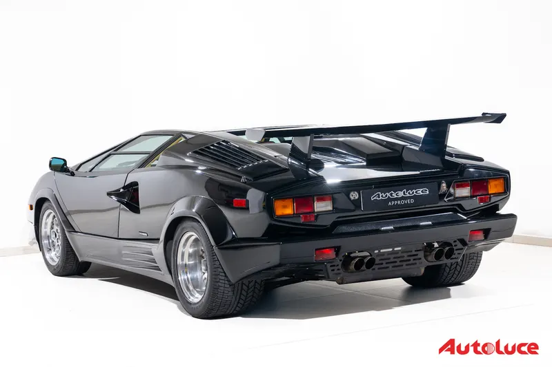 Lamborghini COUNTACH 25TH ANNIVERSARY 6