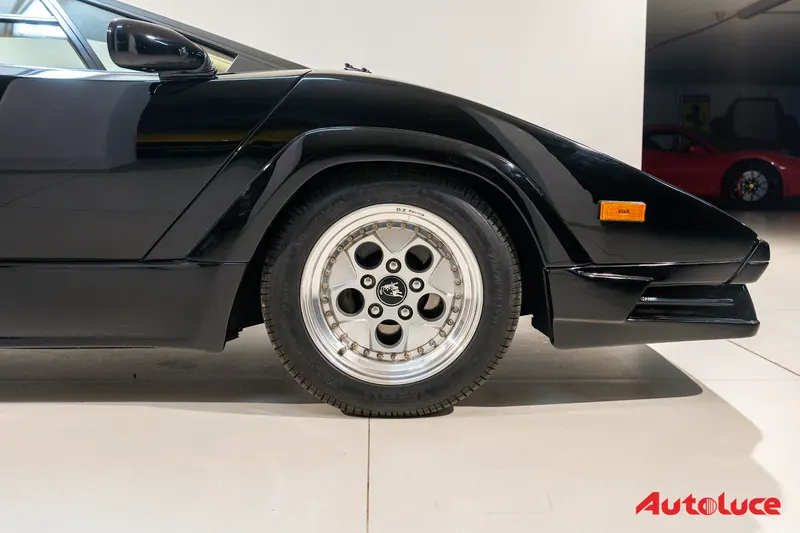 Lamborghini COUNTACH 25TH ANNIVERSARY 30