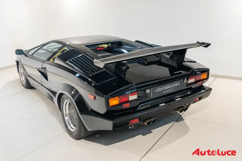 Lamborghini COUNTACH 25TH ANNIVERSARY 84
