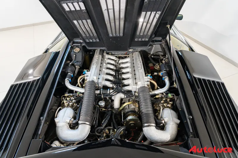 Lamborghini COUNTACH 25TH ANNIVERSARY 71