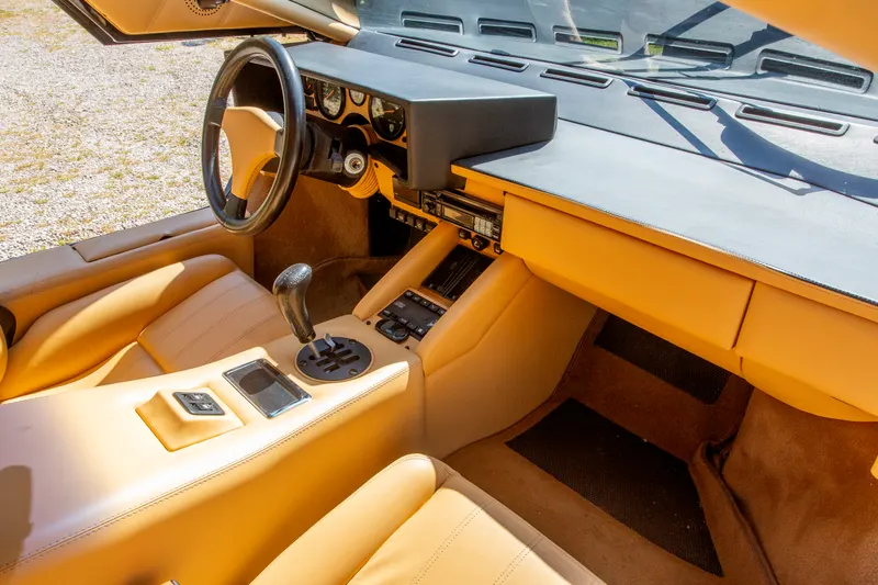 Lamborghini COUNTACH 25TH ANNIVERSARY 16