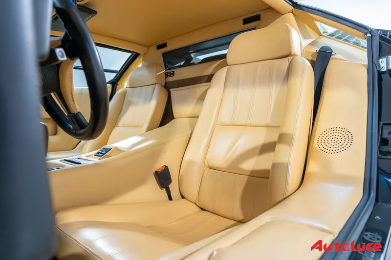 Lamborghini COUNTACH 25TH ANNIVERSARY 34