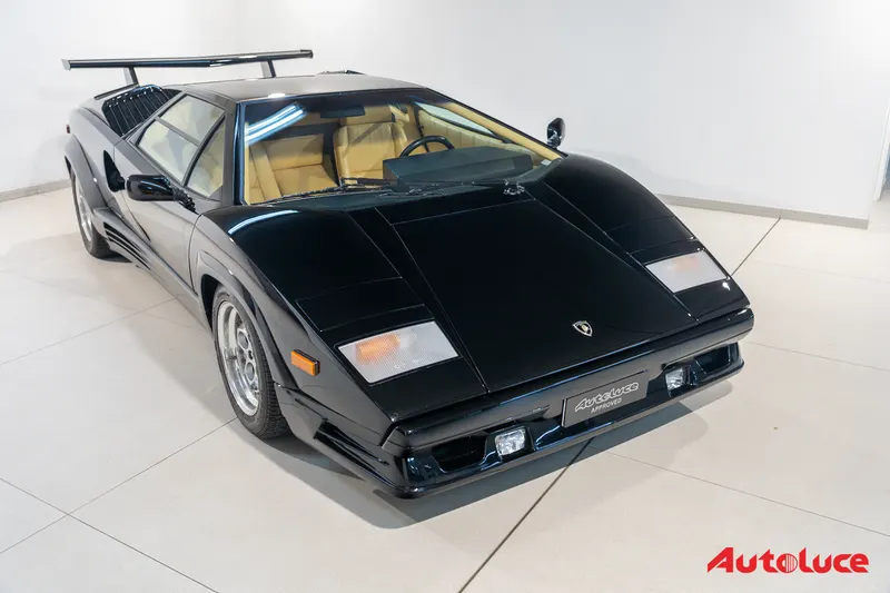 Lamborghini COUNTACH 25TH ANNIVERSARY 81