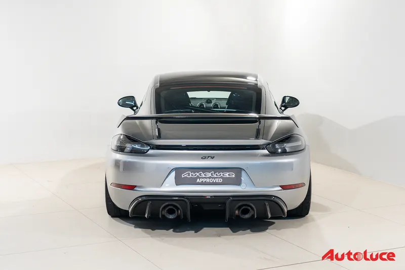 Porsche 718 CAYMAN GT4 CLUBSPORT 41