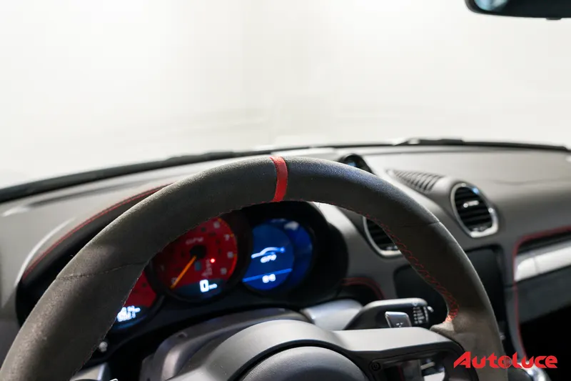 Porsche 718 CAYMAN GT4 CLUBSPORT 20