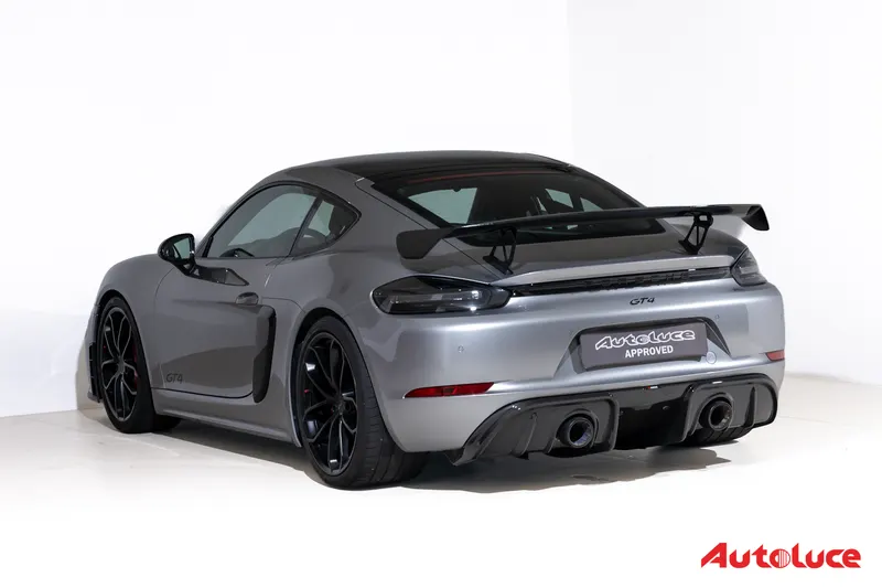 Porsche 718 CAYMAN GT4 CLUBSPORT 6