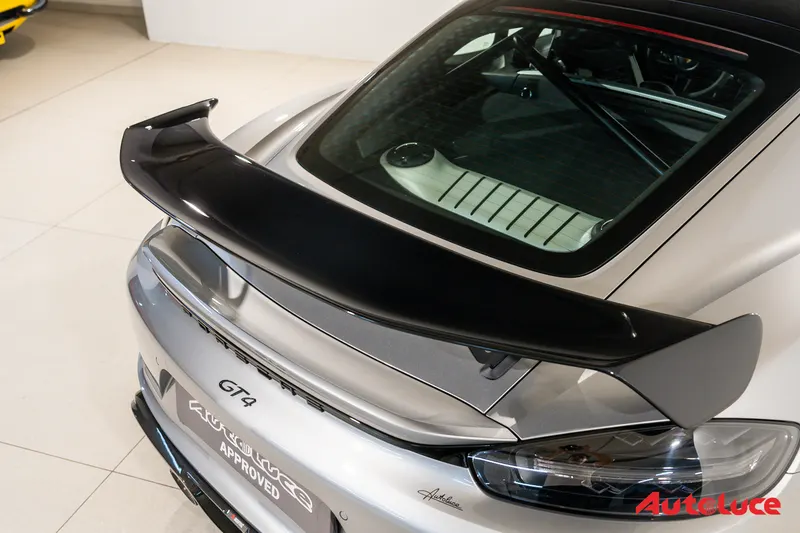 Porsche 718 CAYMAN GT4 CLUBSPORT 44