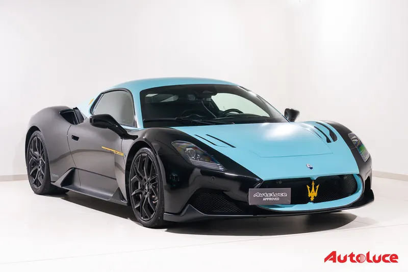 Maserati MC20 LEGGENDA 3