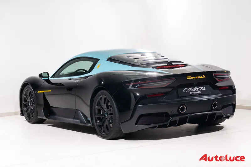 Maserati MC20 LEGGENDA 6