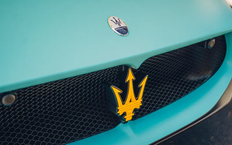 Maserati MC20 LEGGENDA 30